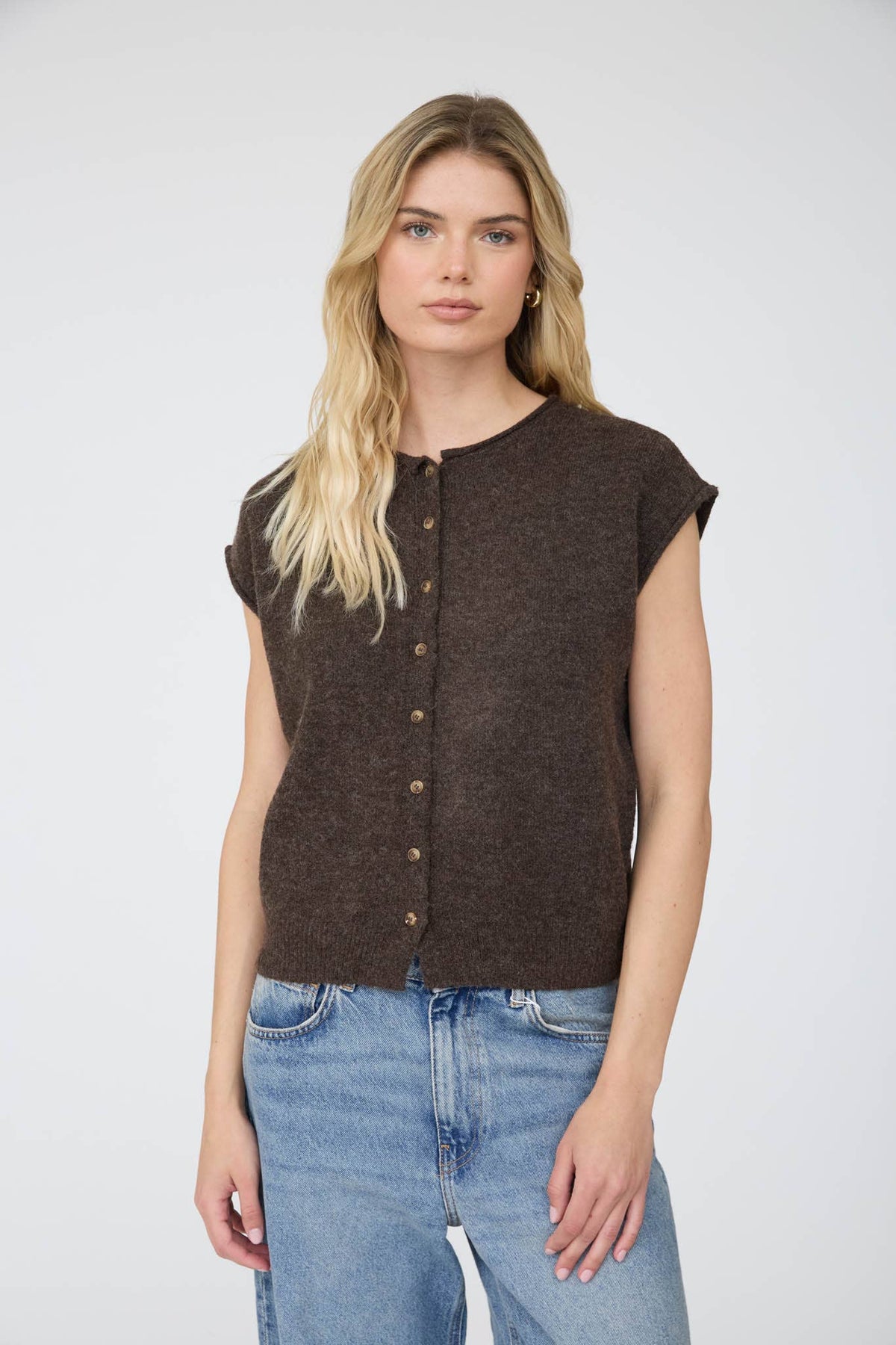 Lightweight Sleeveless Cardigan