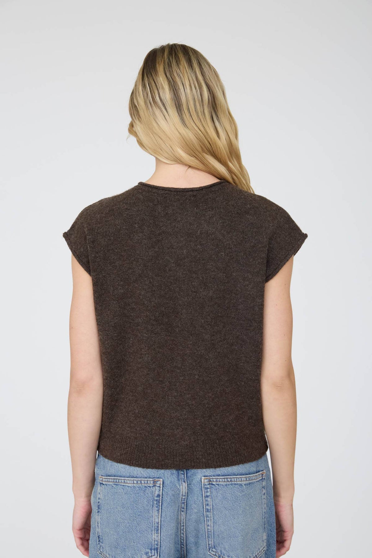Lightweight Sleeveless Cardigan