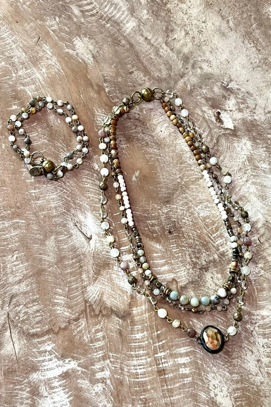 Justina Magnetic Necklace