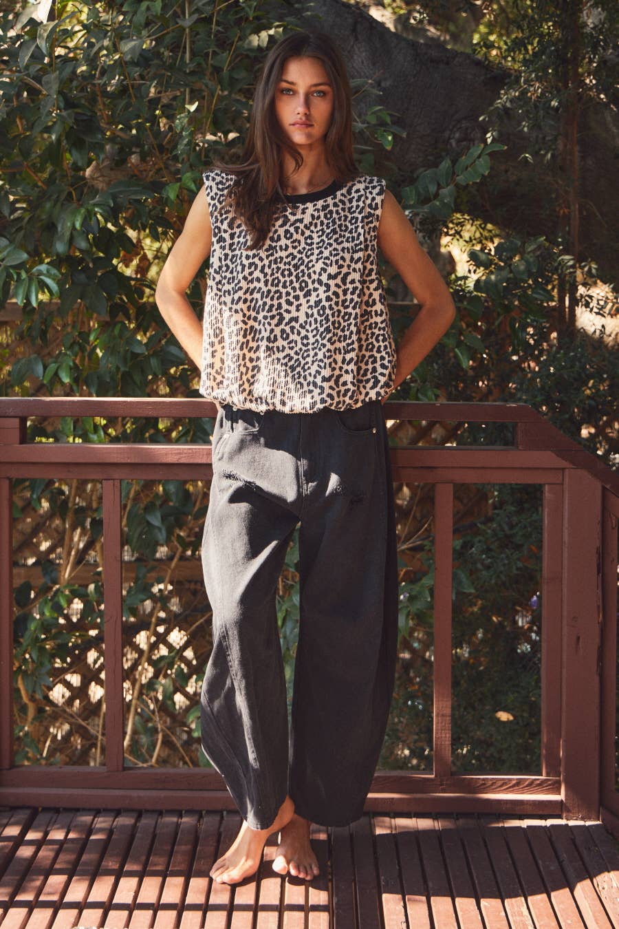 Textured Leopard Printed Knit Sleeveless Top: Ivory Leopard