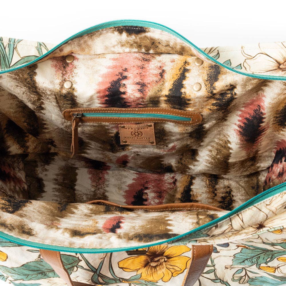 Lovely Florals Weekender Bag In Light Green: Single
