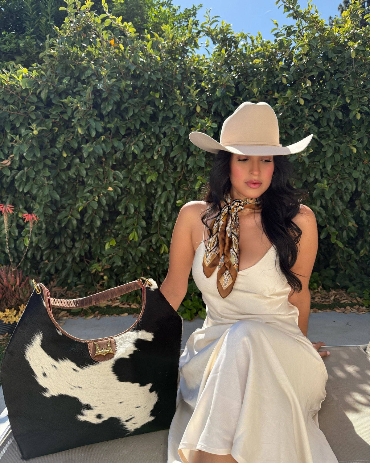 Loyal West Large Purse: In Cowhide And Calfskin / Single