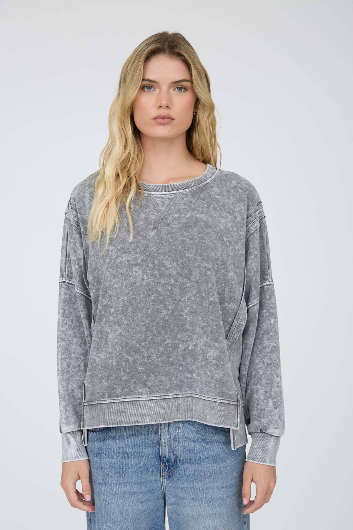 Ava Pullover