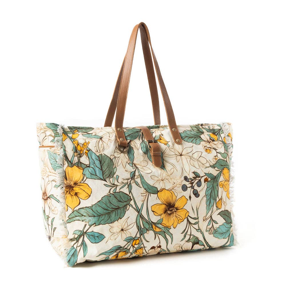 Lovely Florals Weekender Bag In Light Green: Single