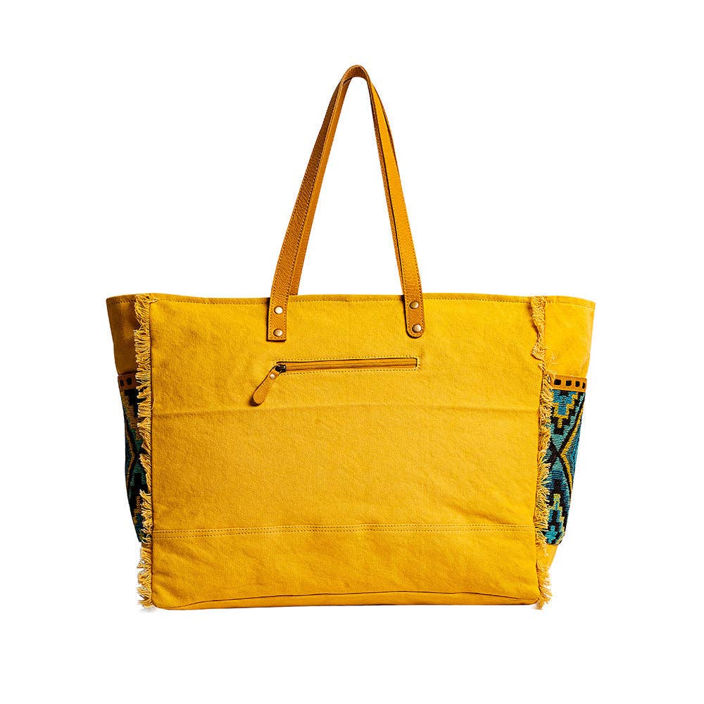 Sunridge Basin Weekender Bag: Sunflower Yellow