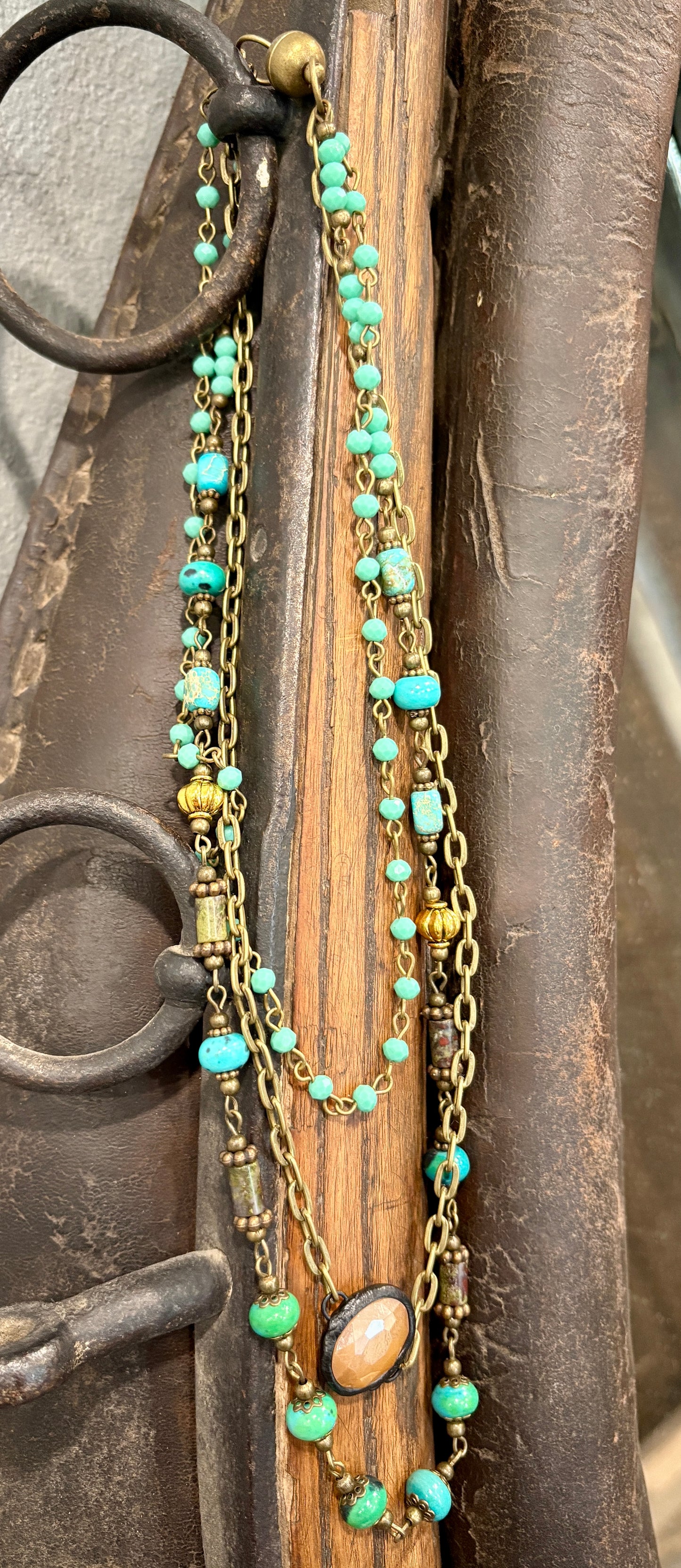 Justina Magnetic Necklace