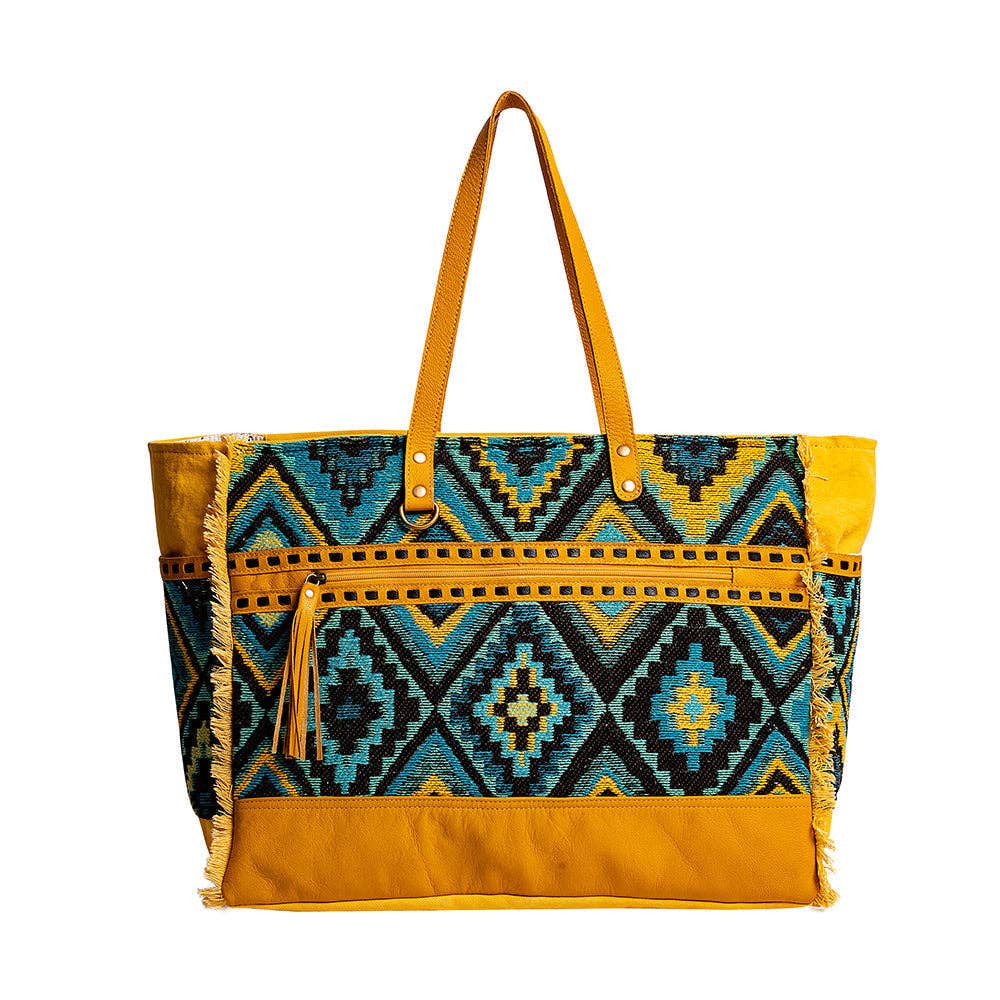 Sunridge Basin Weekender Bag: Sunflower Yellow
