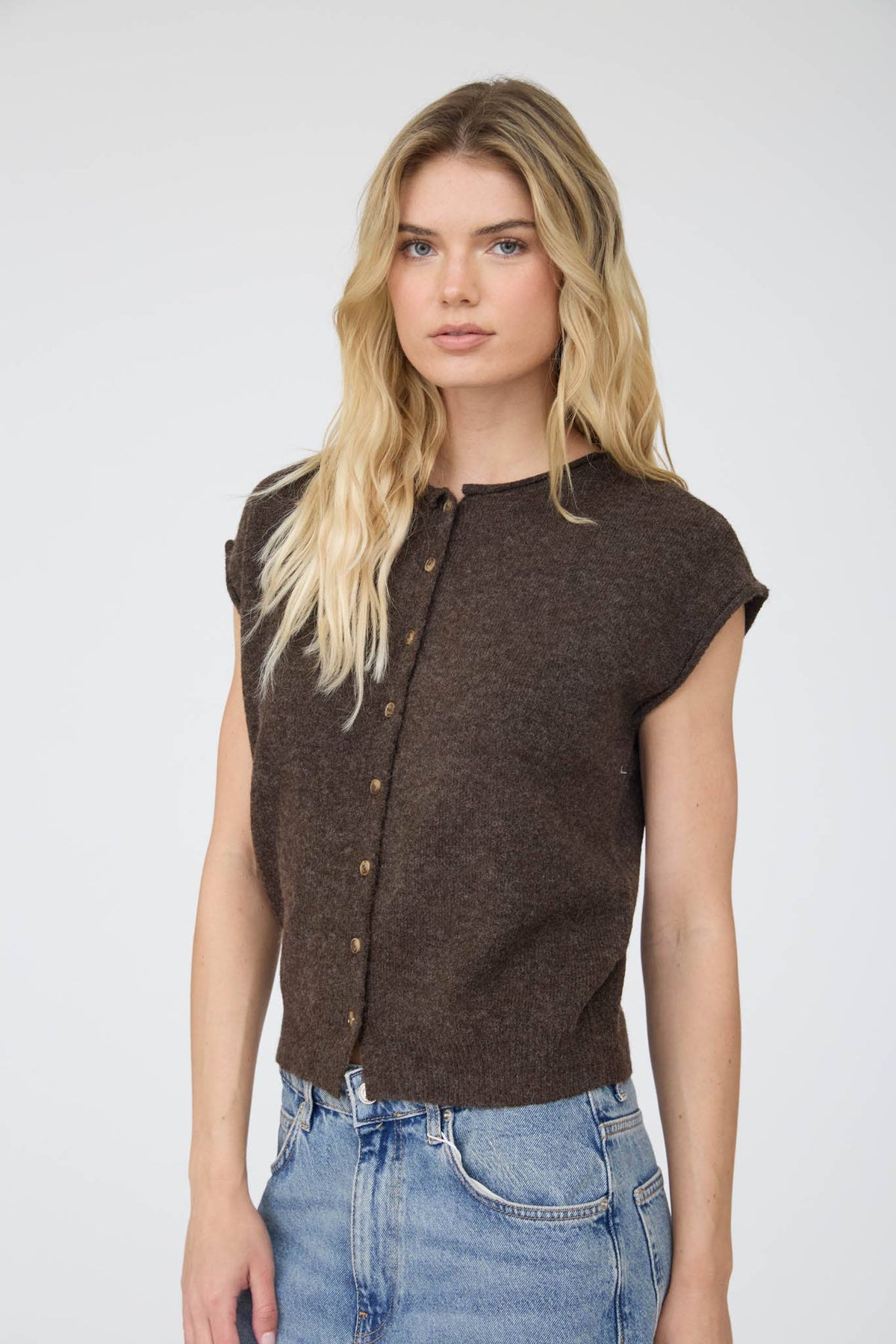 Lightweight Sleeveless Cardigan
